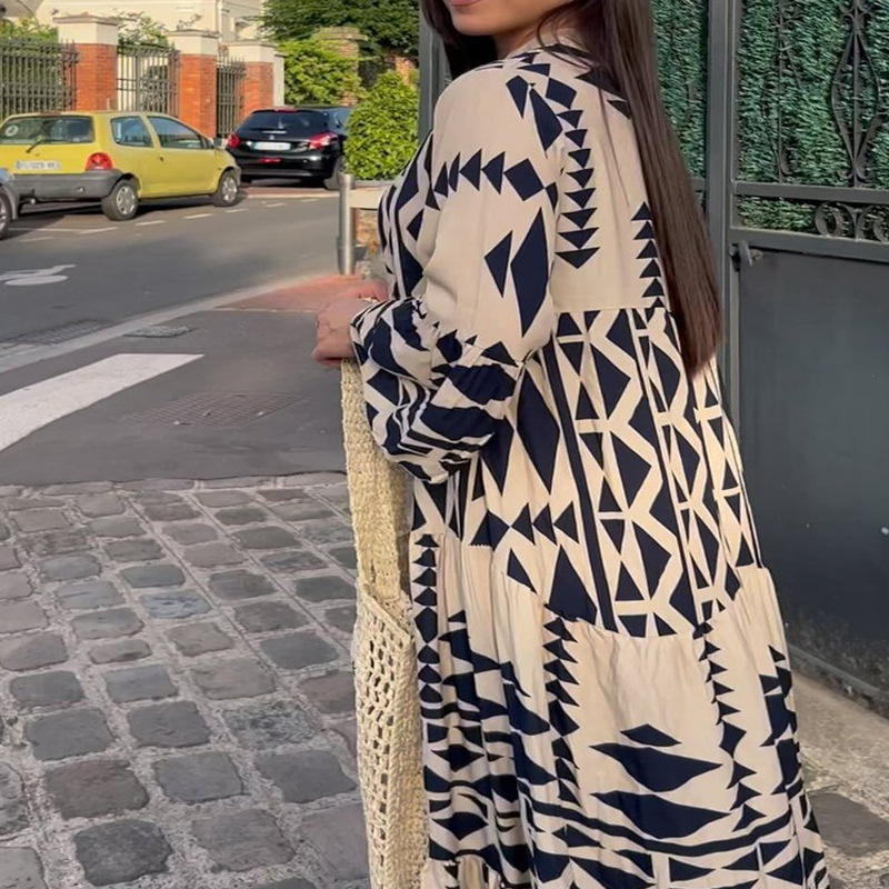 Plus Size Bohemian Print V-Neck A-Line Long Dress