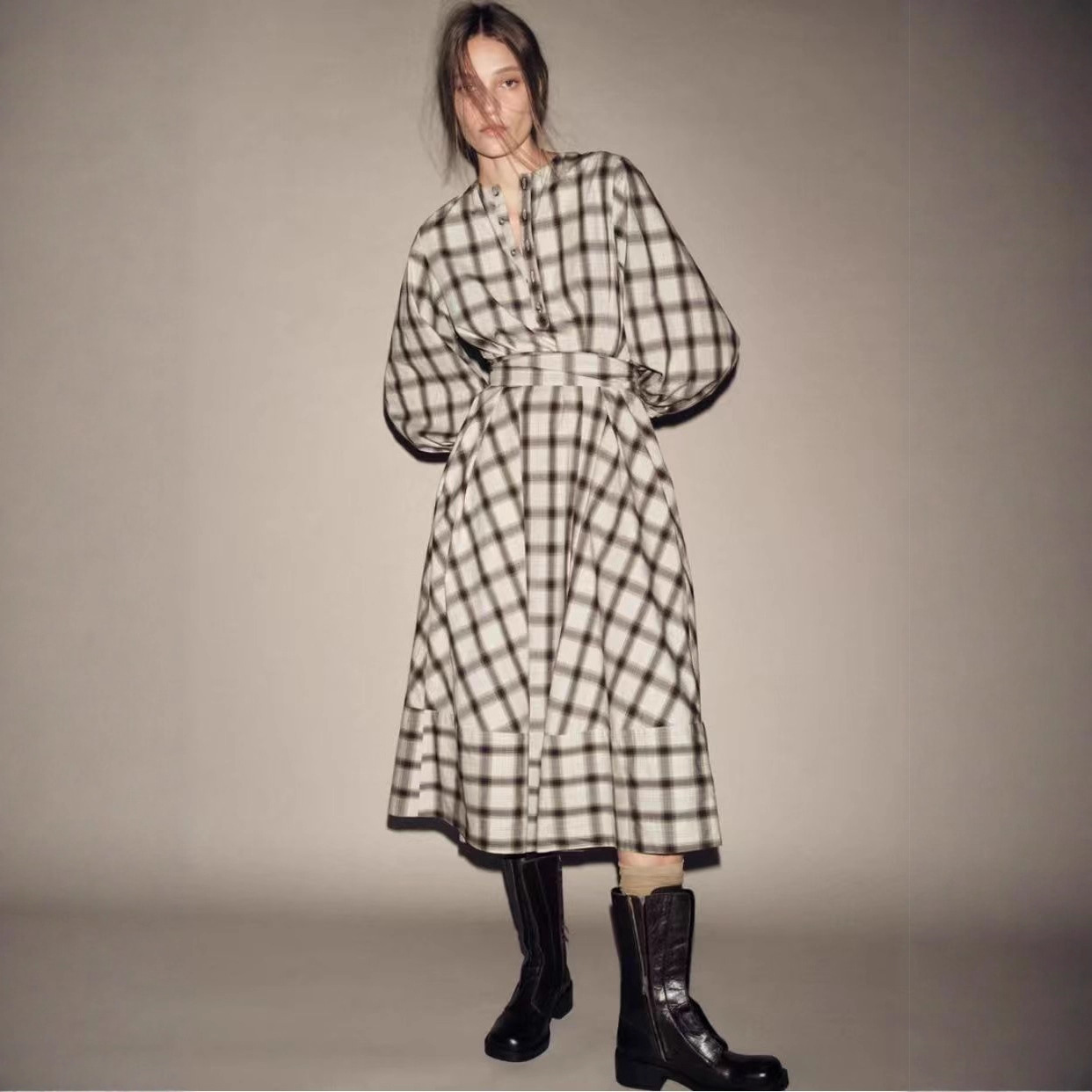 Women's Button-Front Long-Sleeve Belted Plaid Shirt Dress