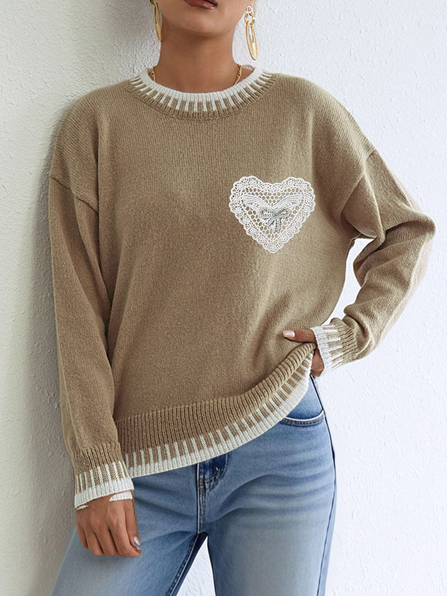 Colorblock Butterfly Lace Heart Pocket Pullover Sweater