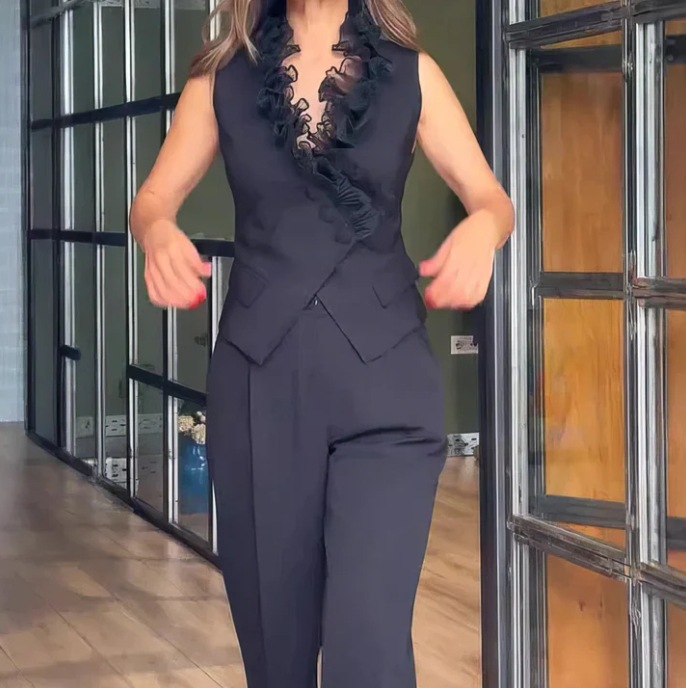 Women's Sleeveless 3D Floral Top and Pants Two-Piece Set