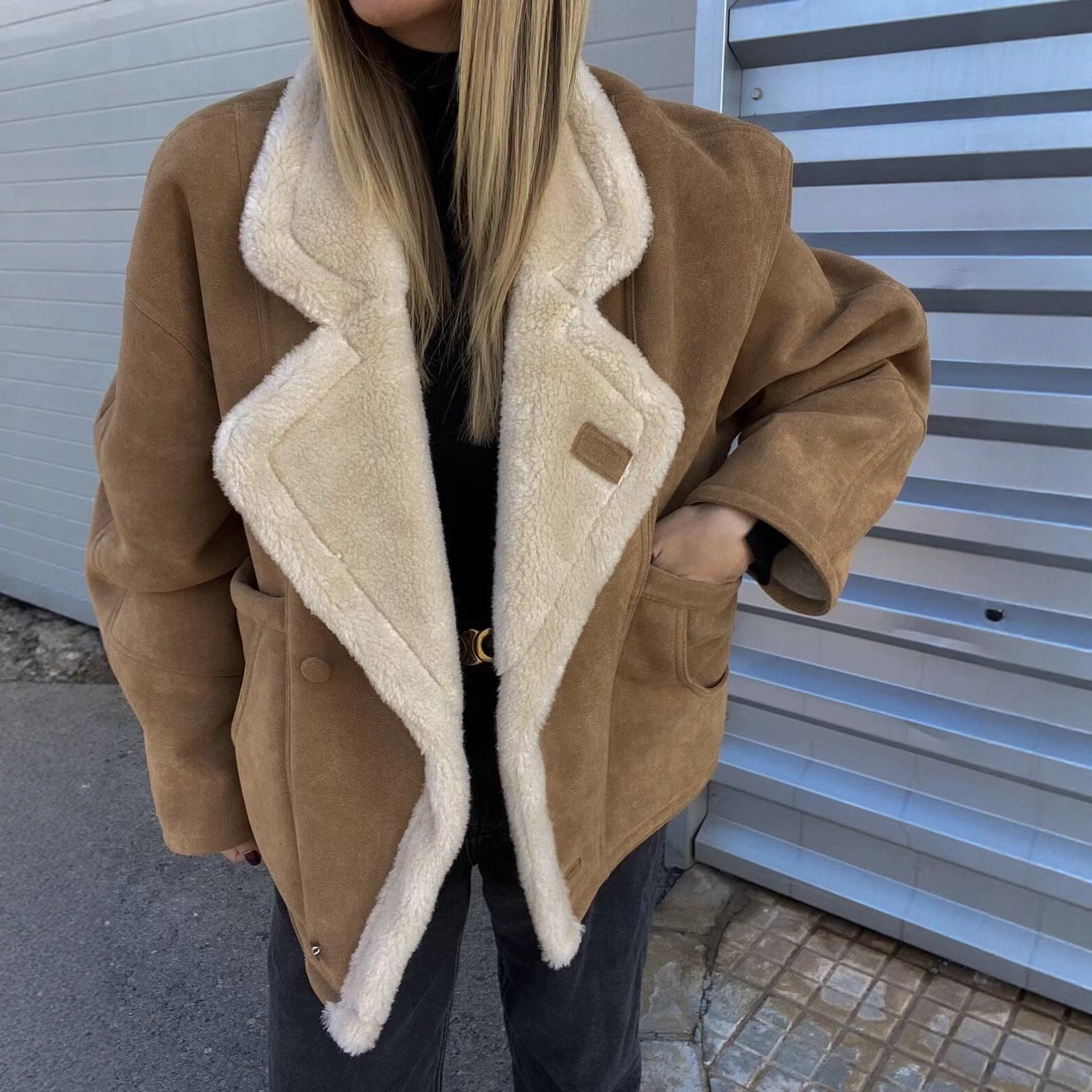 Women's Retro Faux Shearling Coat Round Neck Button Front
