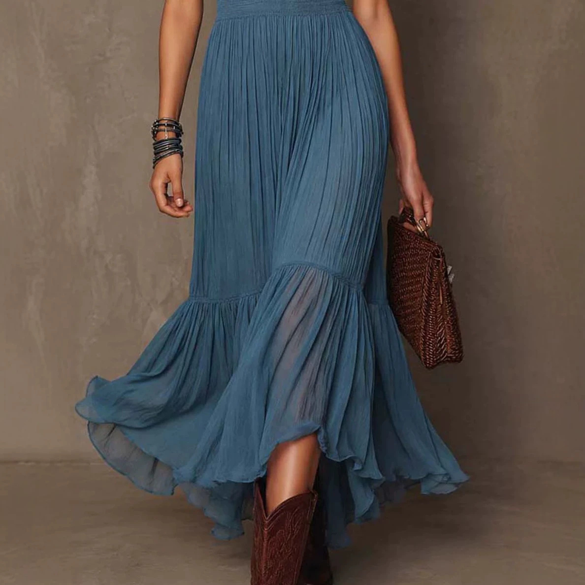 V-Neck Waist-Cinching Ruffle Mermaid Dress