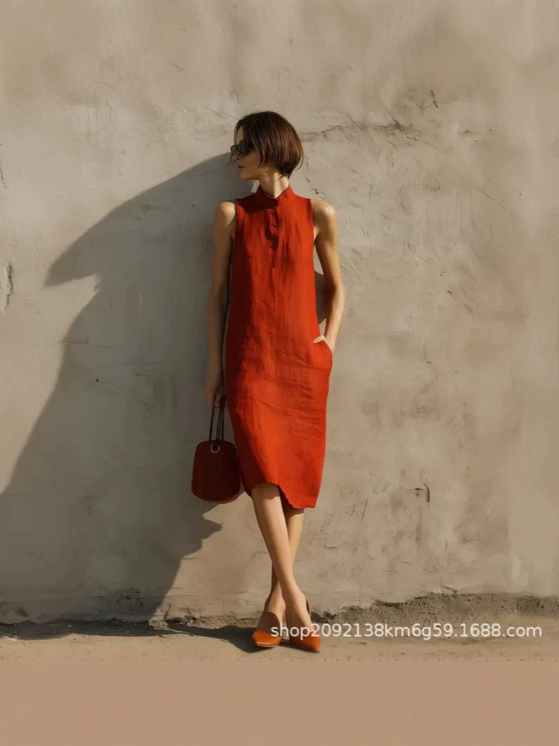 Women's Sleeveless Button-Front Midi Dress with Pockets