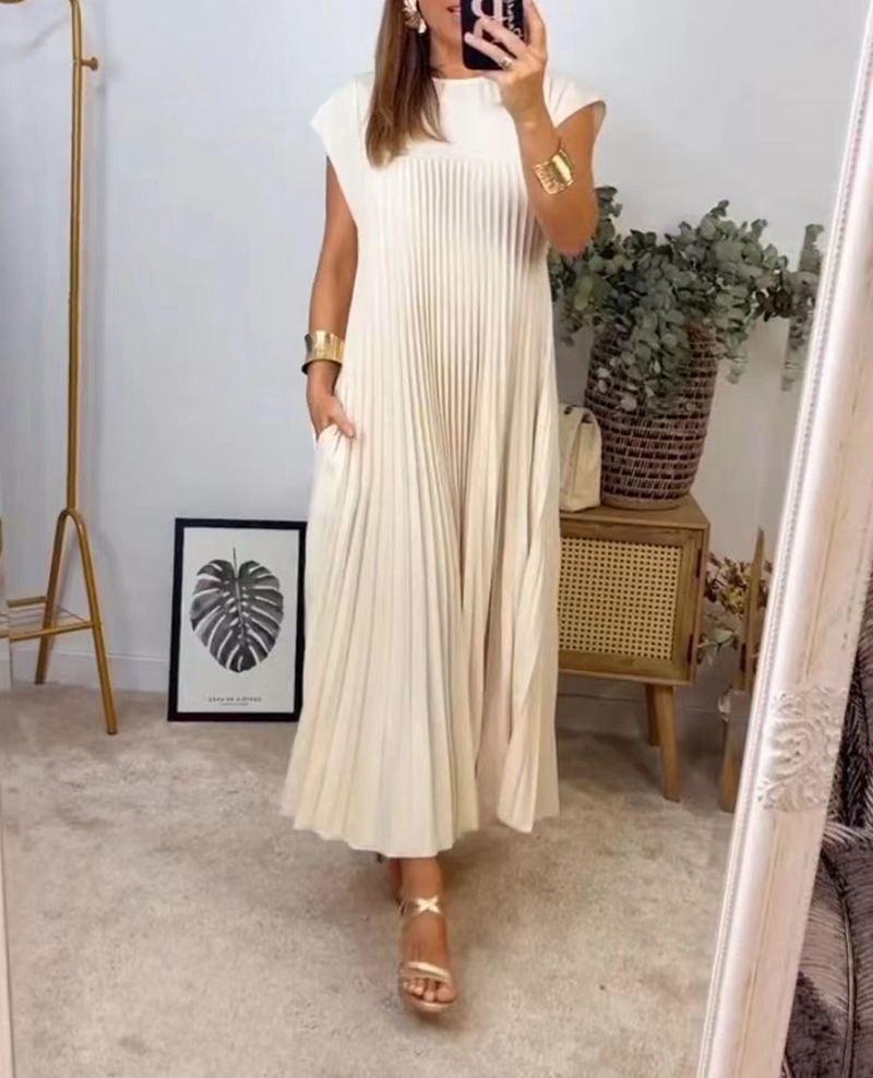 Women's Sleeveless Pleated Dress Round Neck High Waist Long