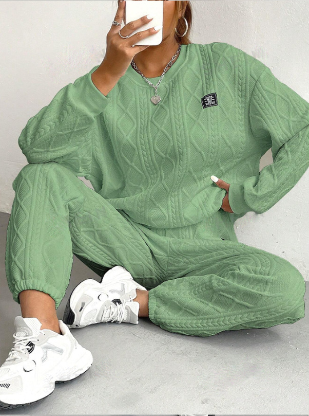 Women's Jacquard Long Sleeve Crewneck Sweatshirt and Pants Set