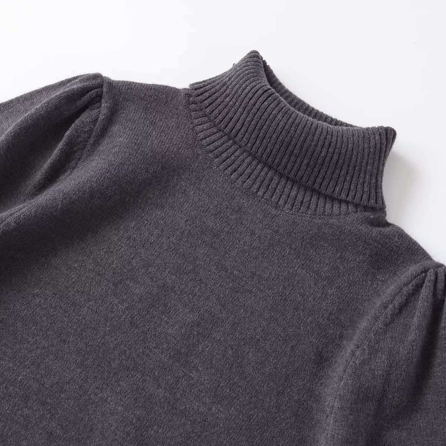 Women's Gray High Neck Short Sleeve Knit Top