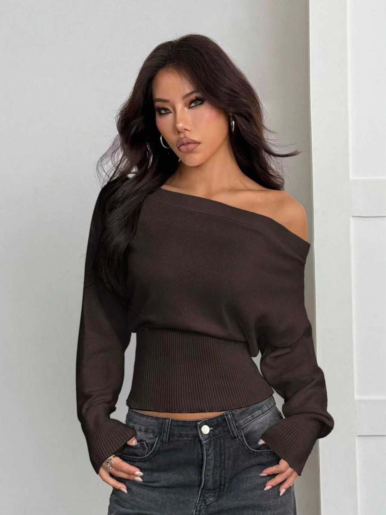 Relaxed Off-Shoulder Knit Top Women's High-Waist Slimming One-Shoulder Sweater