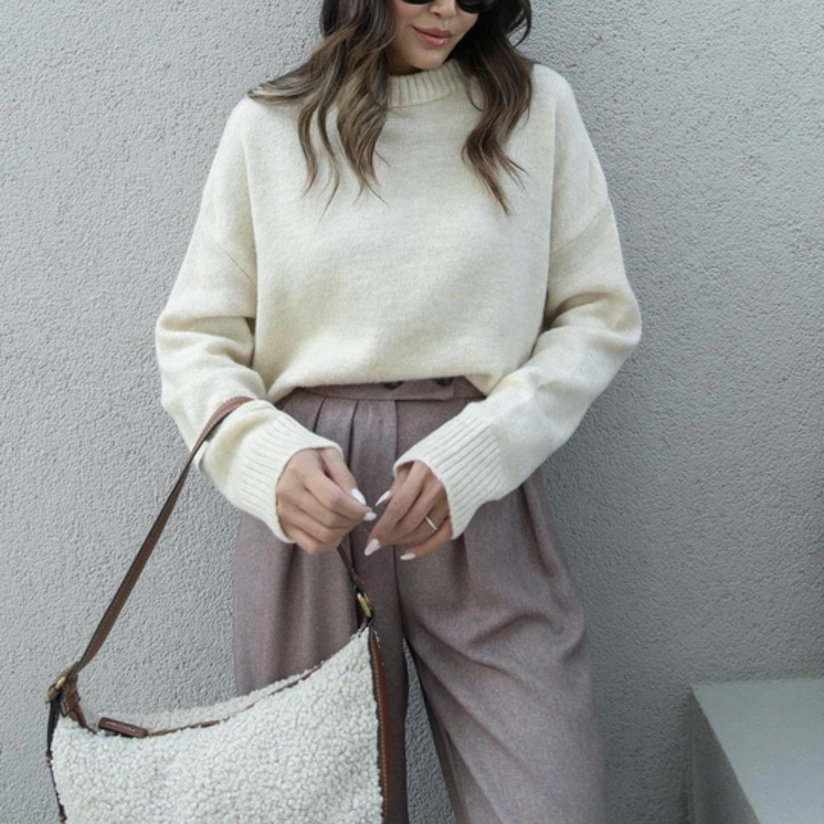 Women's Crewneck Wide-Cuff Loose Knit Sweater