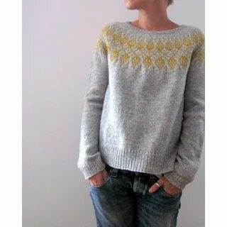 Women's Color-Block Crewneck Pullover Knit Sweater