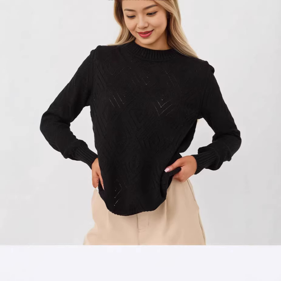Women's Openwork Diamond Crewneck Long-Sleeve Pullover Sweater
