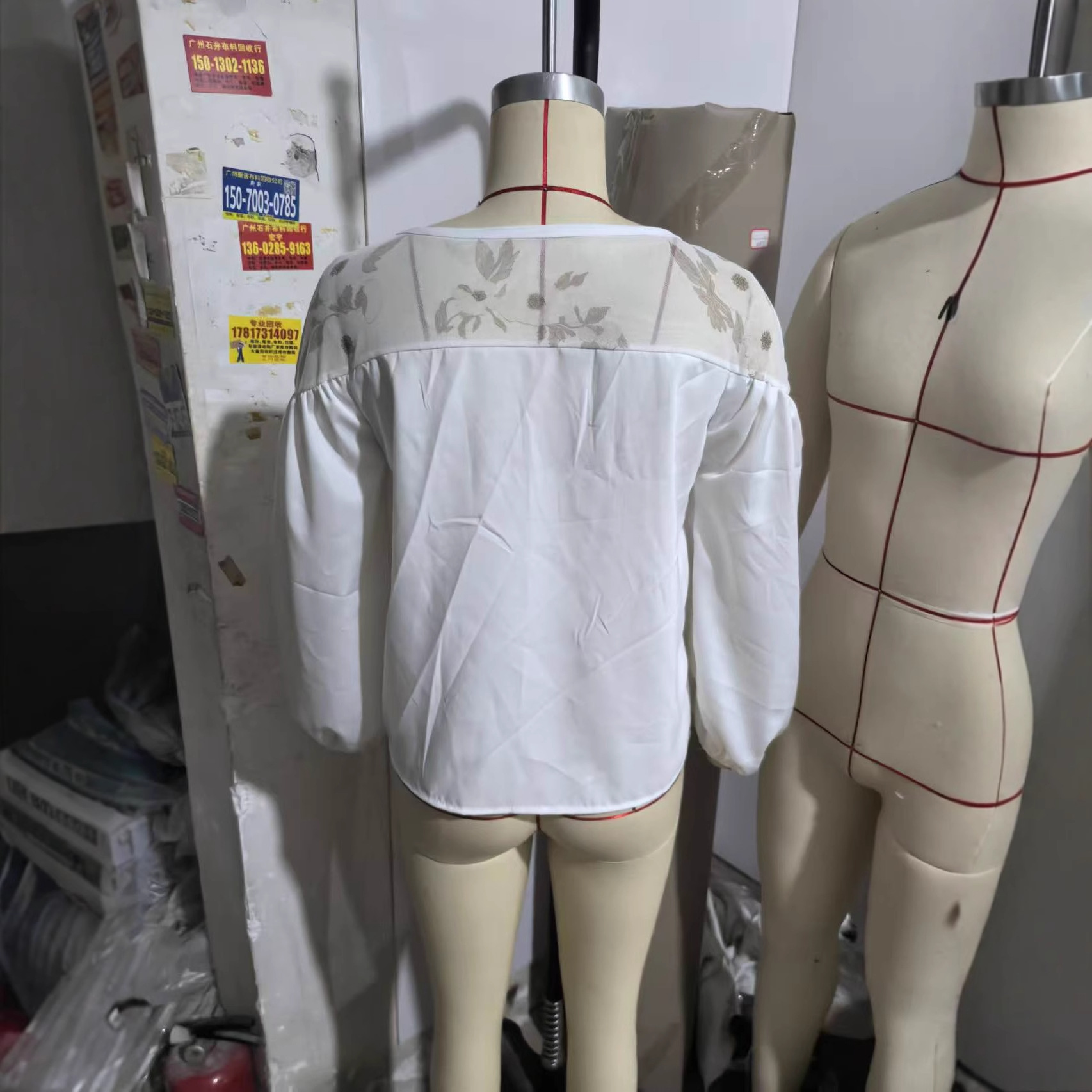 Women's Long Sleeve Round Neck Mesh Panel Digital Print Chiffon Top