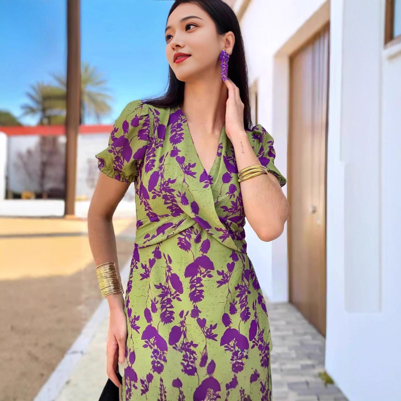 Women's Ruched Print V-Neck Short Sleeve Midi Dress