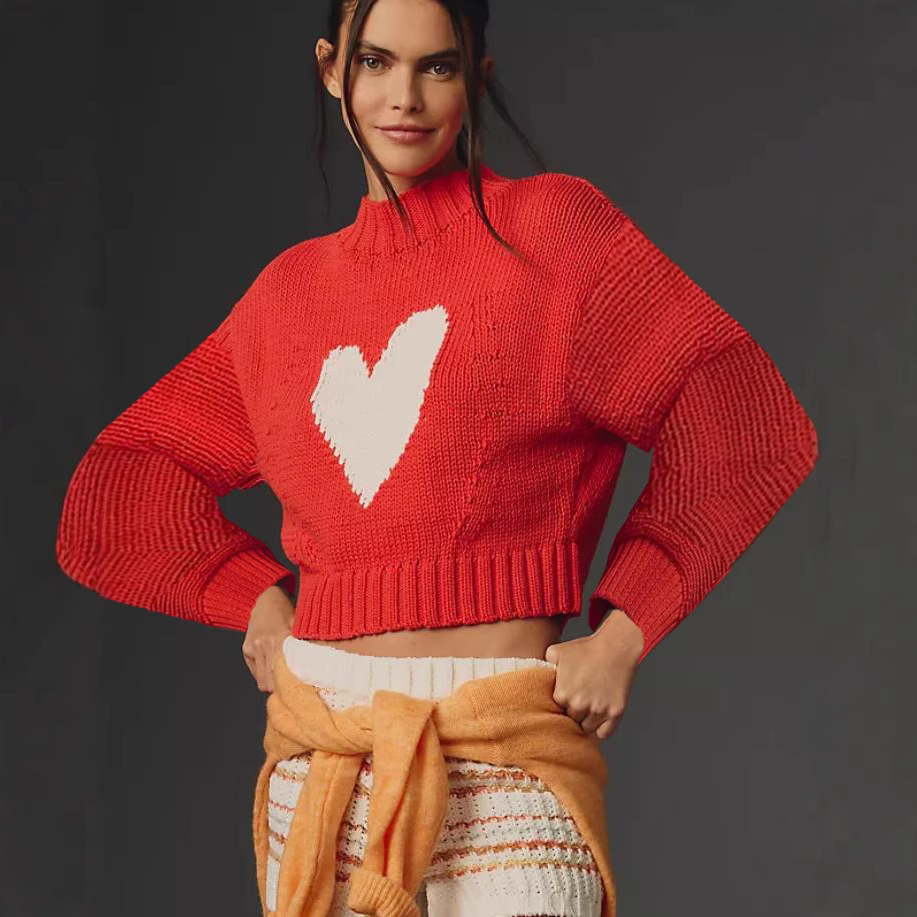 Heart Embroidered Crewneck Pullover Sweater Short Length Long Sleeve Women's Top