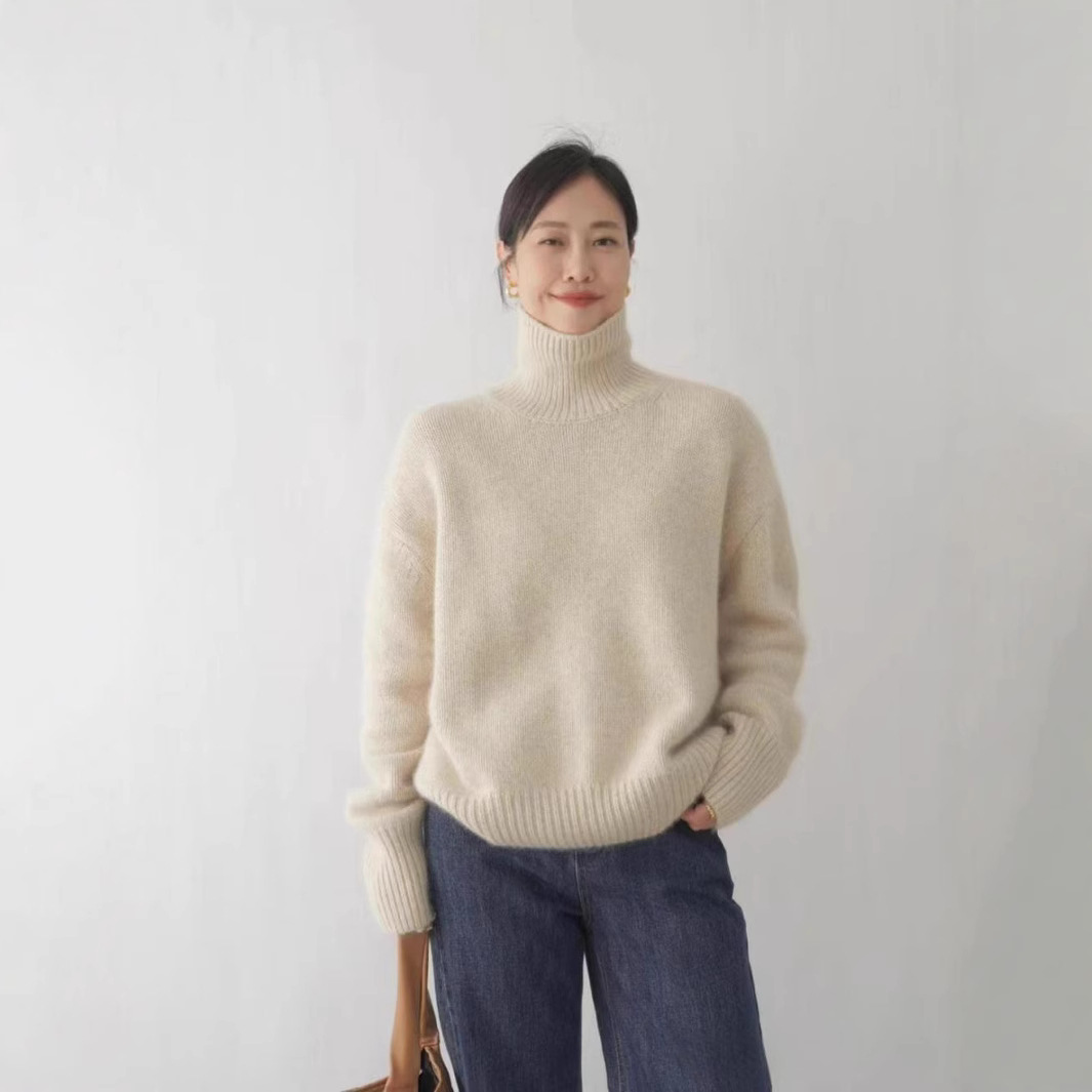 Women's Thick Solid Turtleneck Short Pullover Loose Sweater