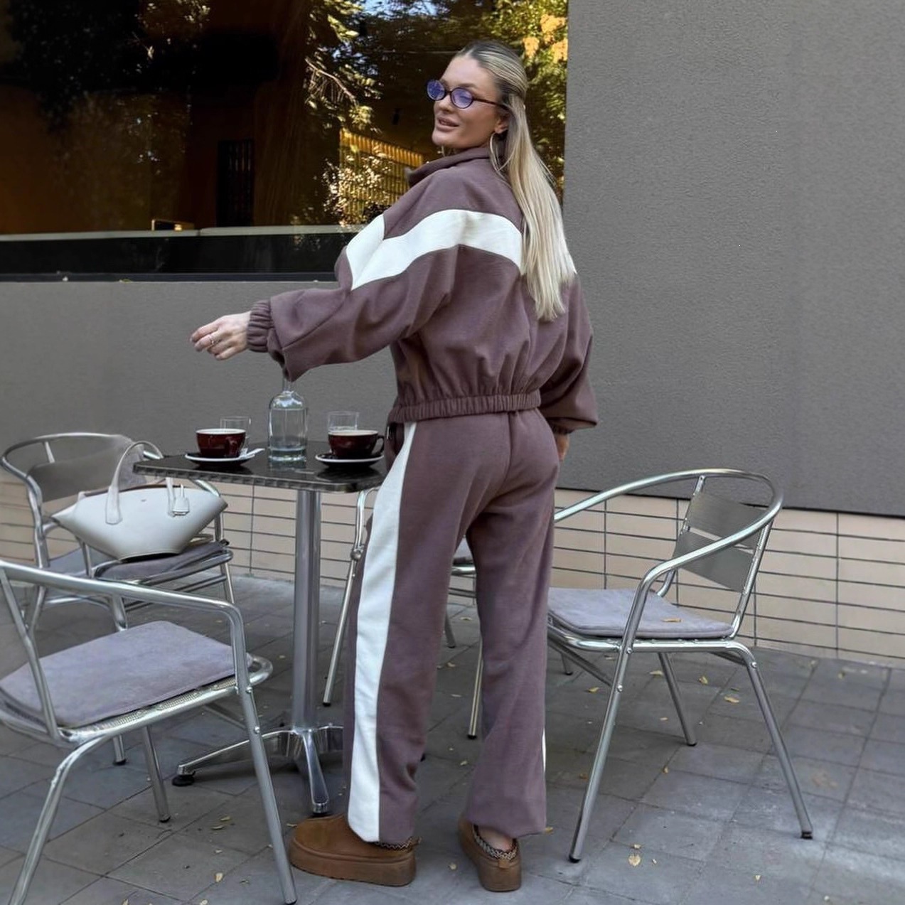 Women's Fleece Color-Block Zip-Up Hoodie and Jogger Set