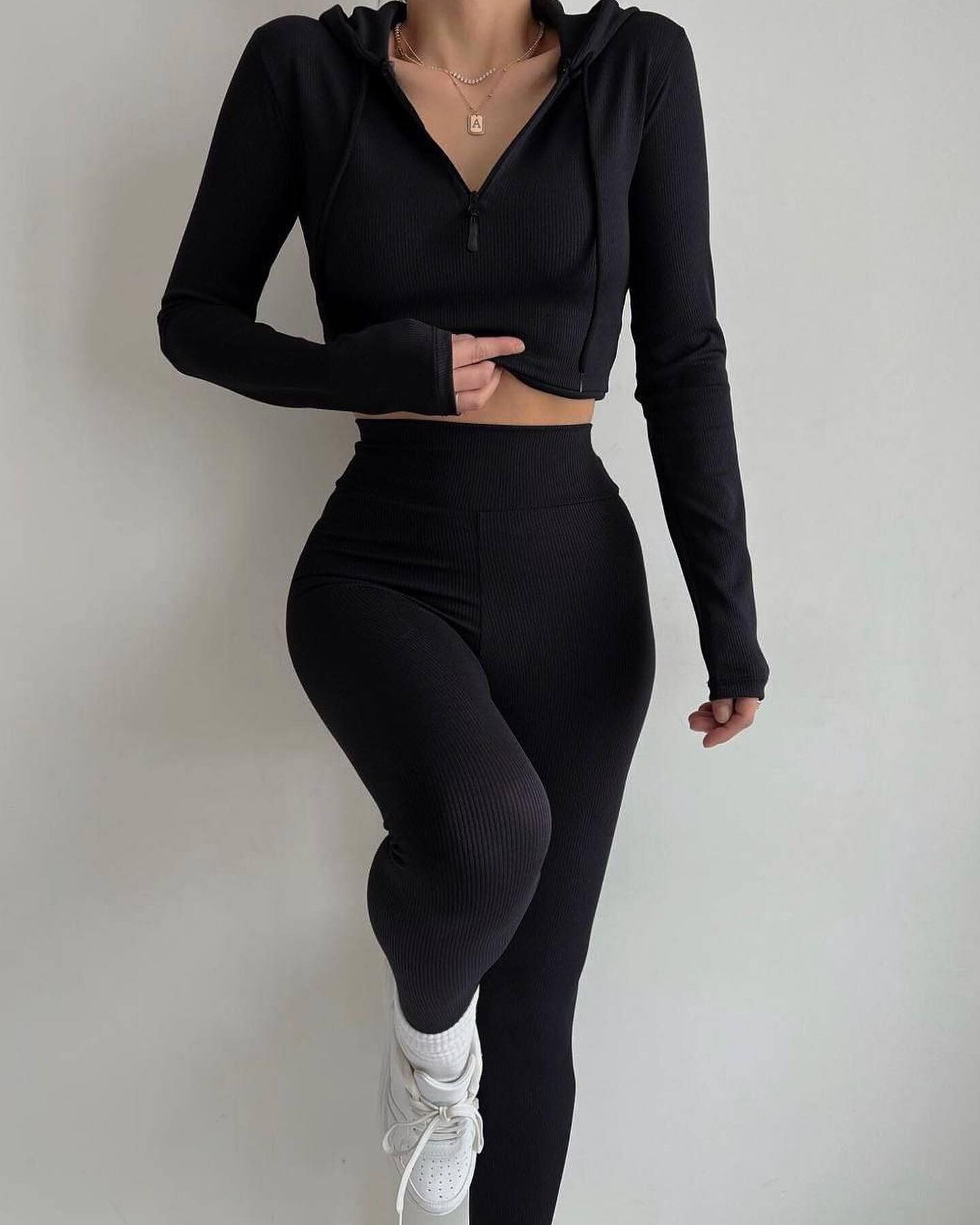 Women's Knit Hooded Two-Piece Set Slim Fit High Waist Long Sleeve Top and Pants