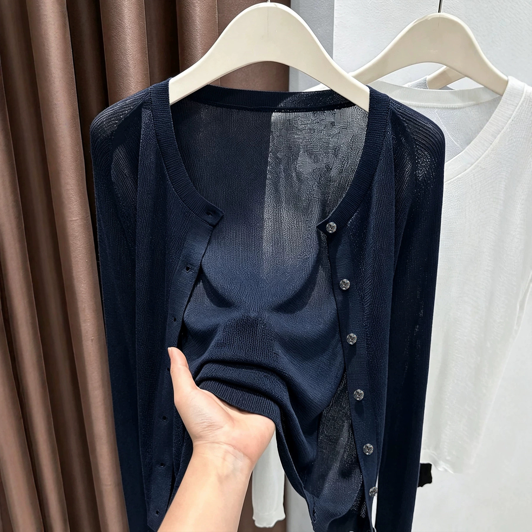 Women's Solid Knit Cardigan Long Sleeve Button-Up Slimming Top