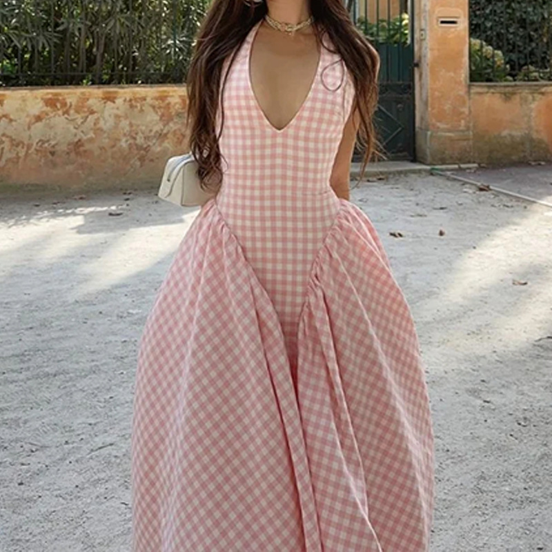 Elegant Halter Neck Pleated Waist Midi Dress