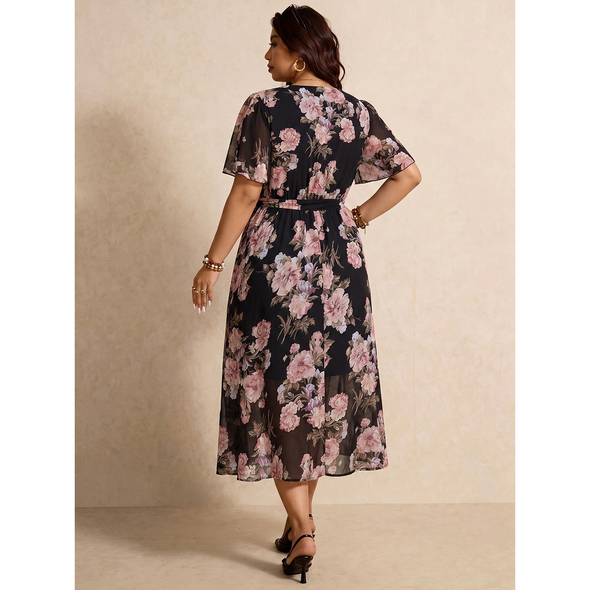 Plus Size Chiffon Dress Black Pink Floral V-Neck Waist Midi