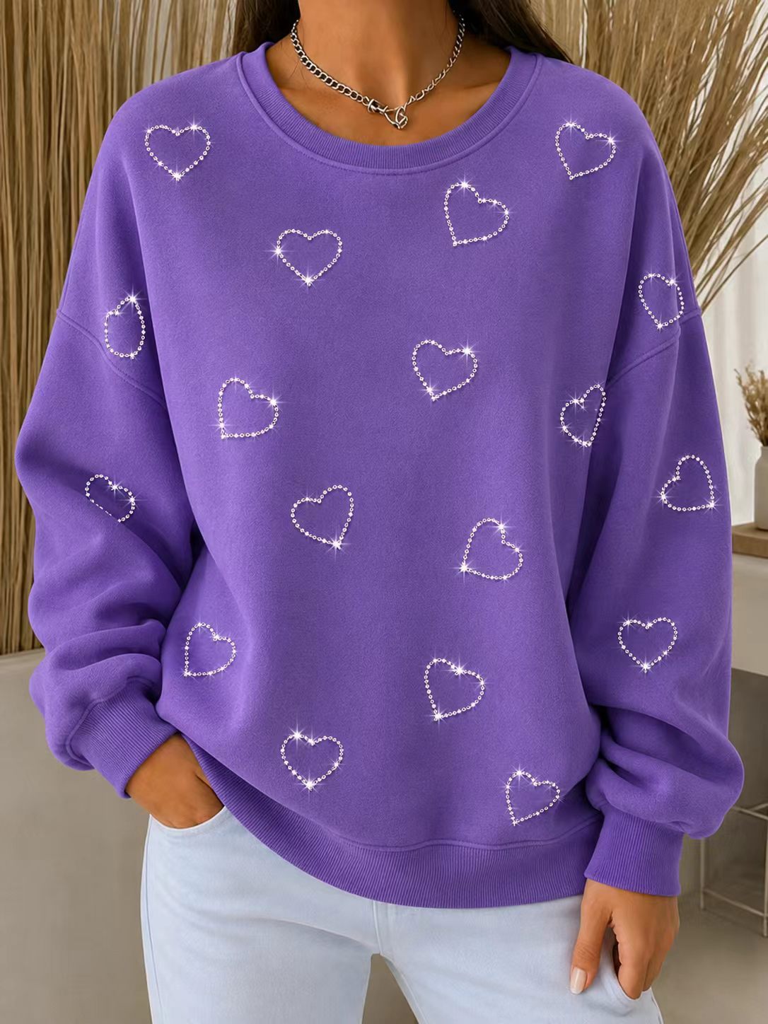 Elegant Heart Print Crewneck Long-Sleeve Pullover Sweatshirt
