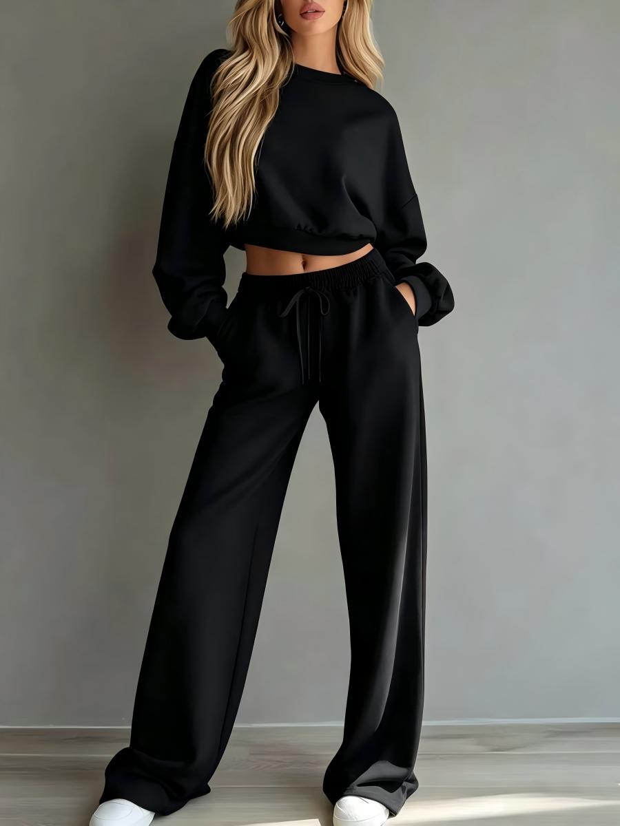 Minimalist Long-Sleeve Sweatshirt and Wide-Leg Pants Set
