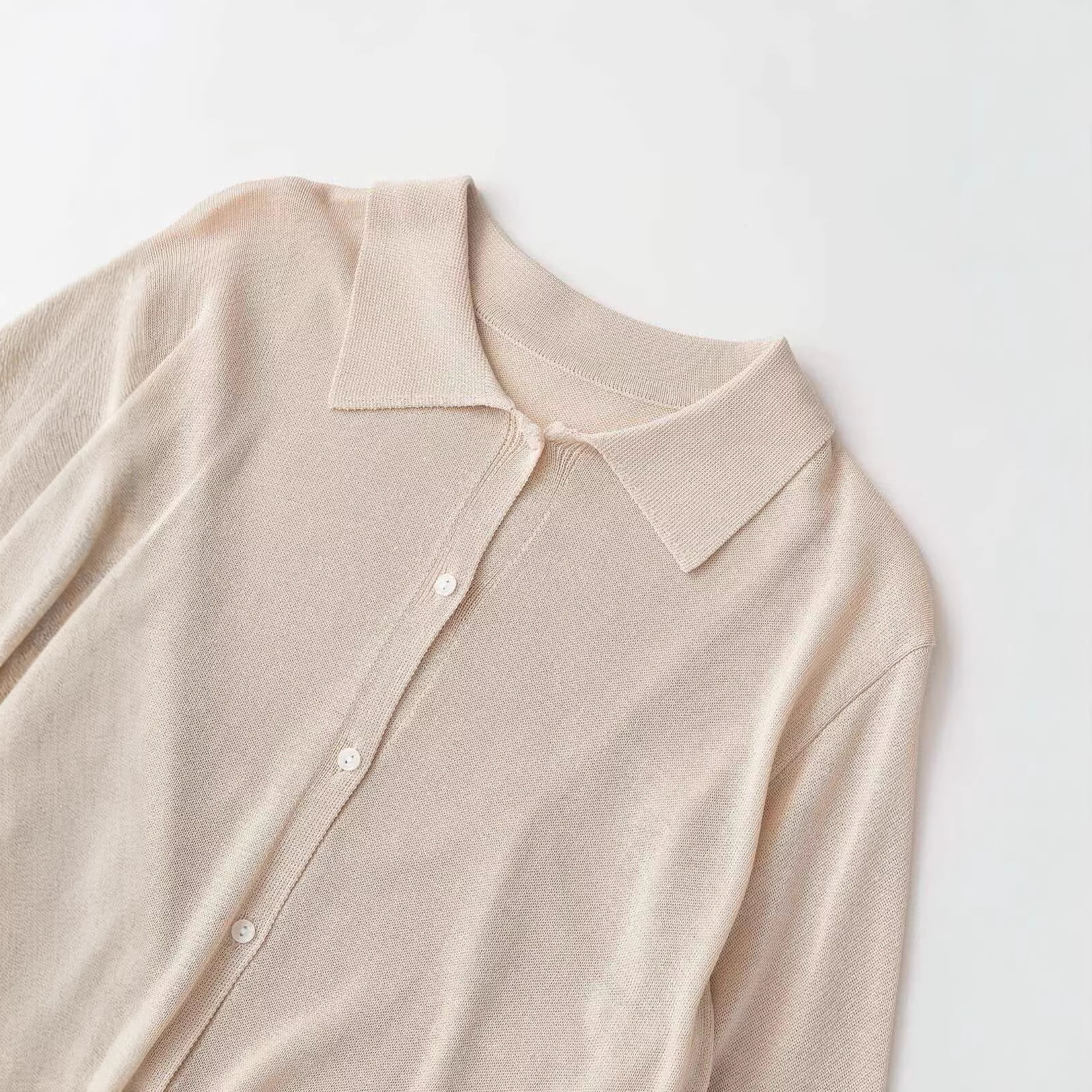 Women's Beige Long Sleeve Knit Cardigan Polo Collar Simple Commuter Style