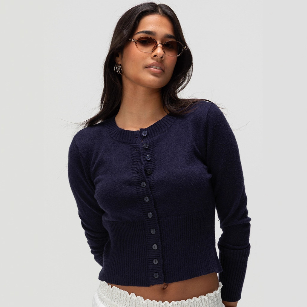 Women's American Retro Solid Crewneck Button-Up Cropped Knit Cardigan Low-Rise Anti-Slip Long Sleeve Top