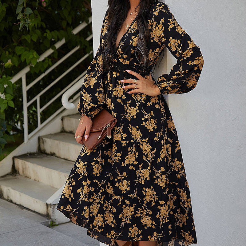 V-Neck Vintage Floral Midi Dress with Lace Trim