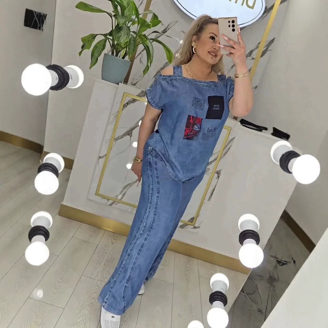 Women's Off-Shoulder Short-Sleeve Top & Wide-Leg Pants Set with Vintage Print
