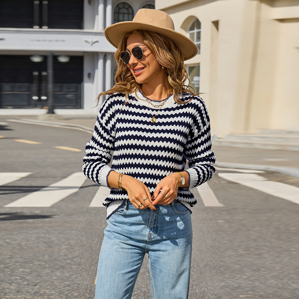 Striped Knit Sweater with Wave Neckline Long Sleeve Slim Fit
