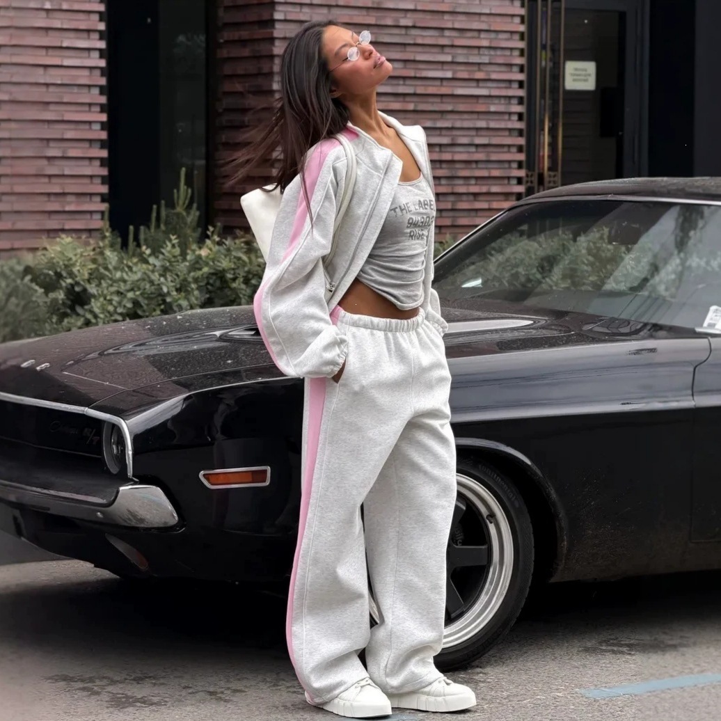 Women's Colorblock Tracksuit with Stand Collar Zip Jacket and Wide-Leg Sweatpants