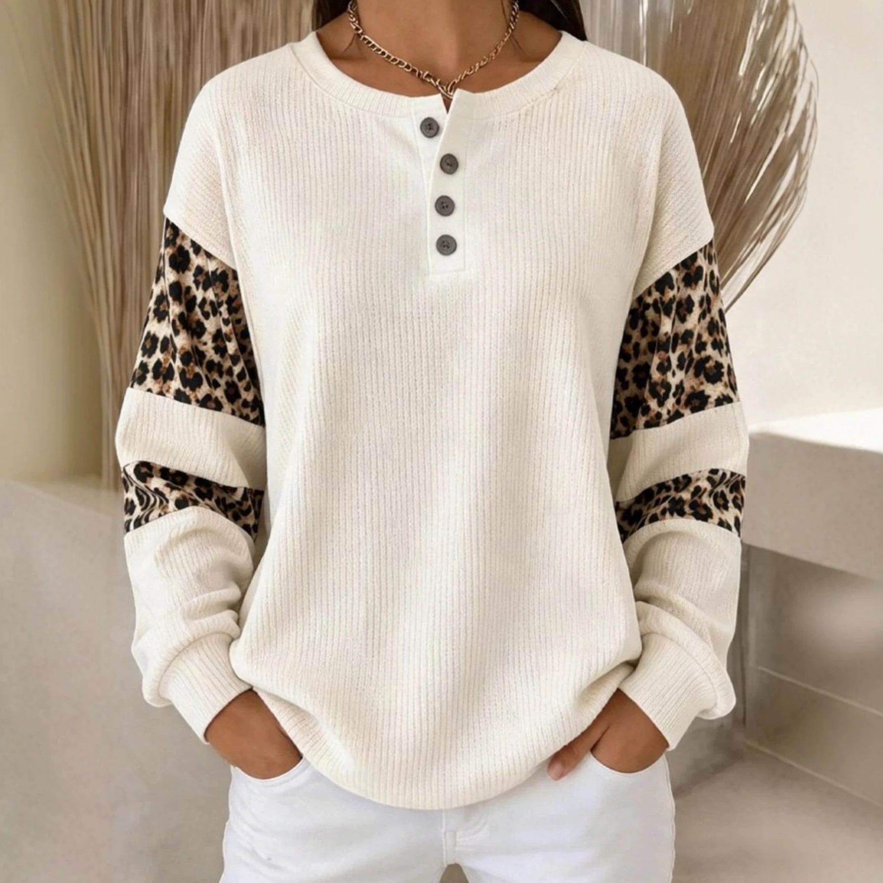 Women's Retro Color-Block Leopard Print Buttoned Sweatshirt
