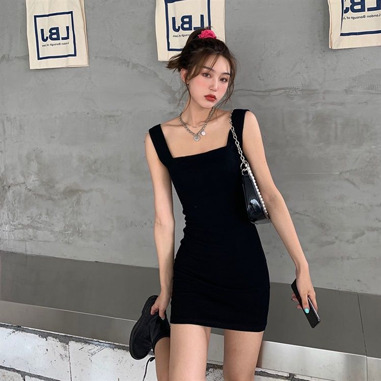 Black Sleeveless Square-Neck Bodycon Dress