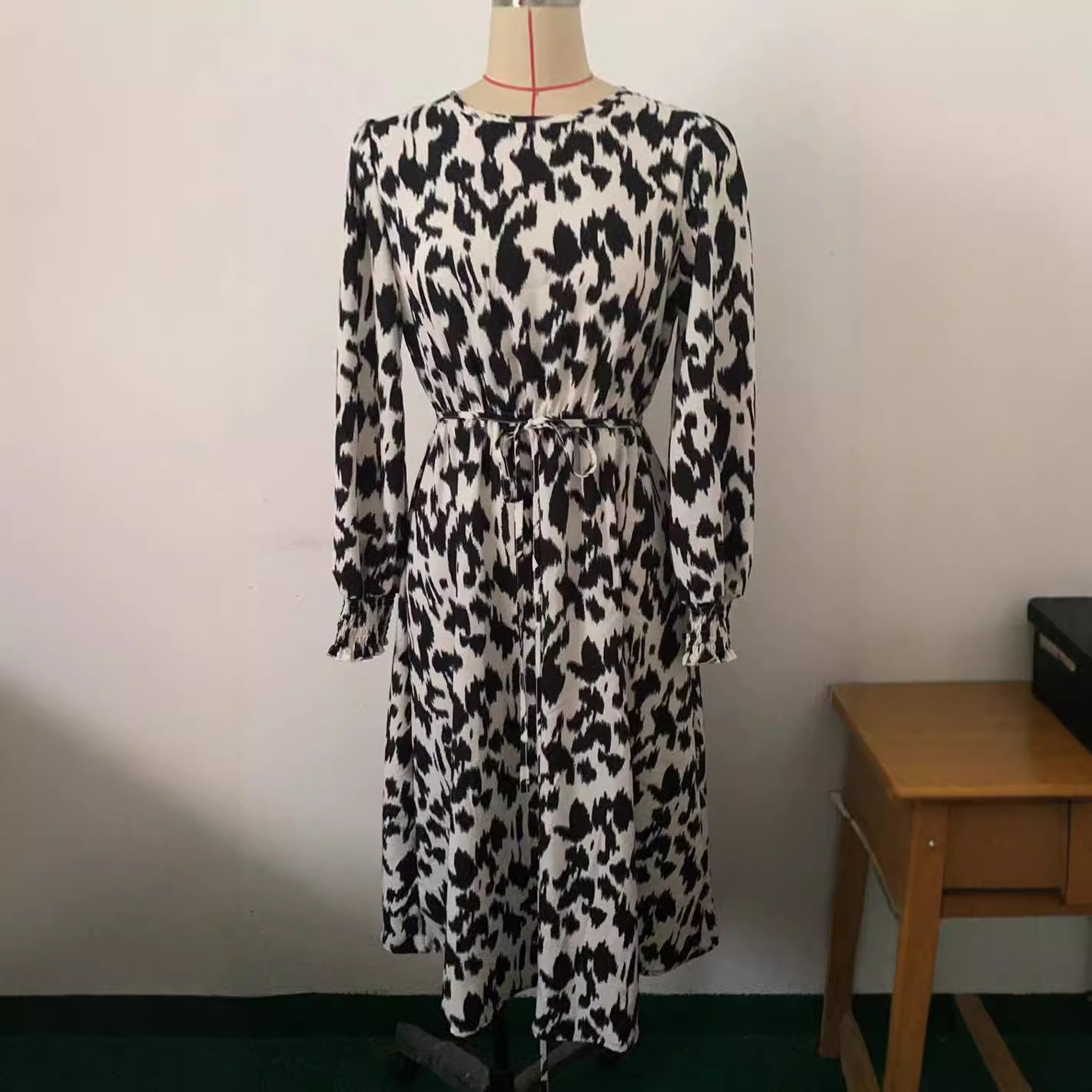 Leopard Print Tie-Waist Long Sleeve Maxi Dress
