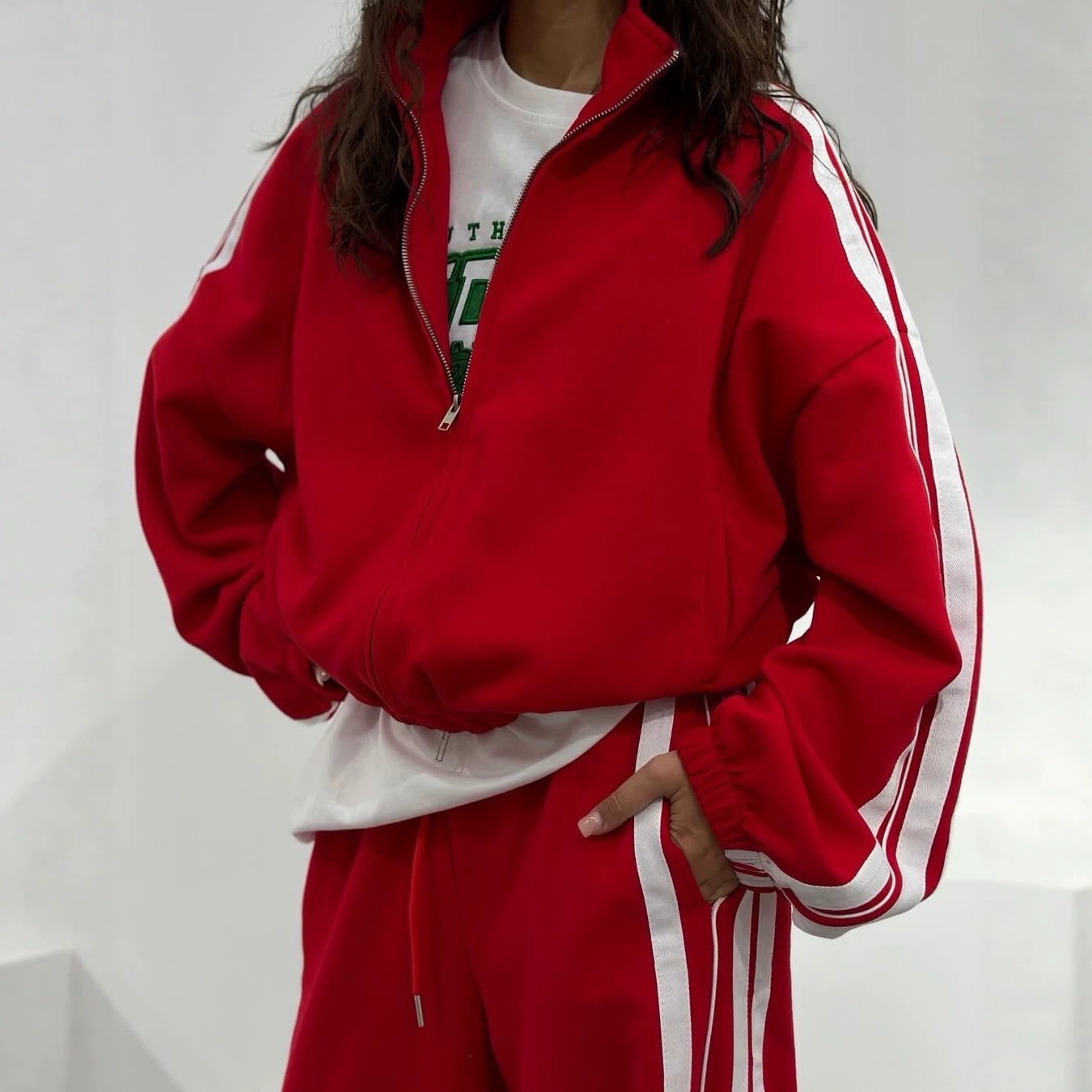 Oversize Stand Collar Tracksuit for Women Full-Zip Loose Jacket & High-Waist Wide-Leg Sweatpants 2-Piece Set