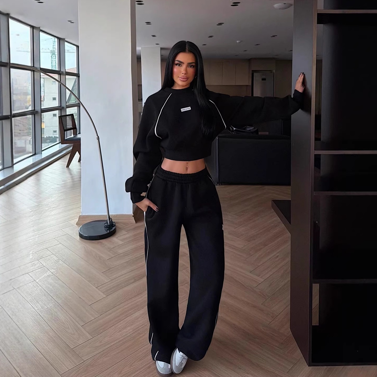 Women's Two-Piece Sweatsuit with Letter Print Waist-Fitted Hoodie and Pants