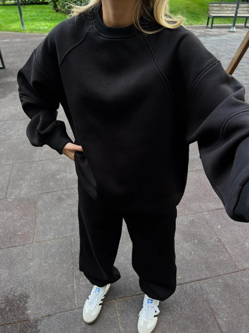 Women's Oversize Crewneck Long Sleeve Sweatshirt and Drawstring Pants Set