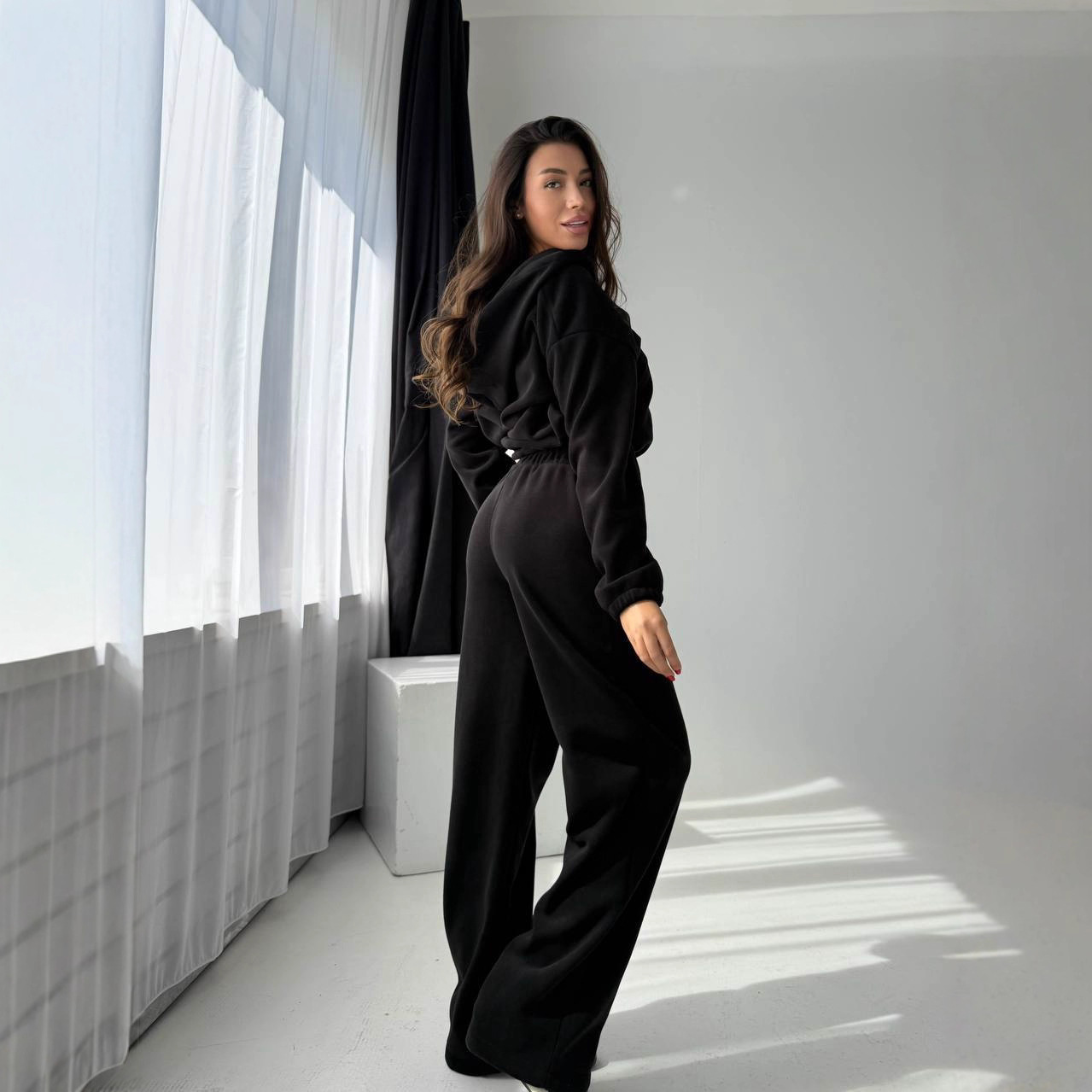 Women's Fleece Hooded Zip-Up Sweatsuit Set with Pants