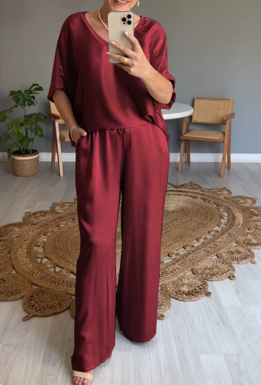 Women's Solid Mercerized V-Neck Two-Piece Pant Set