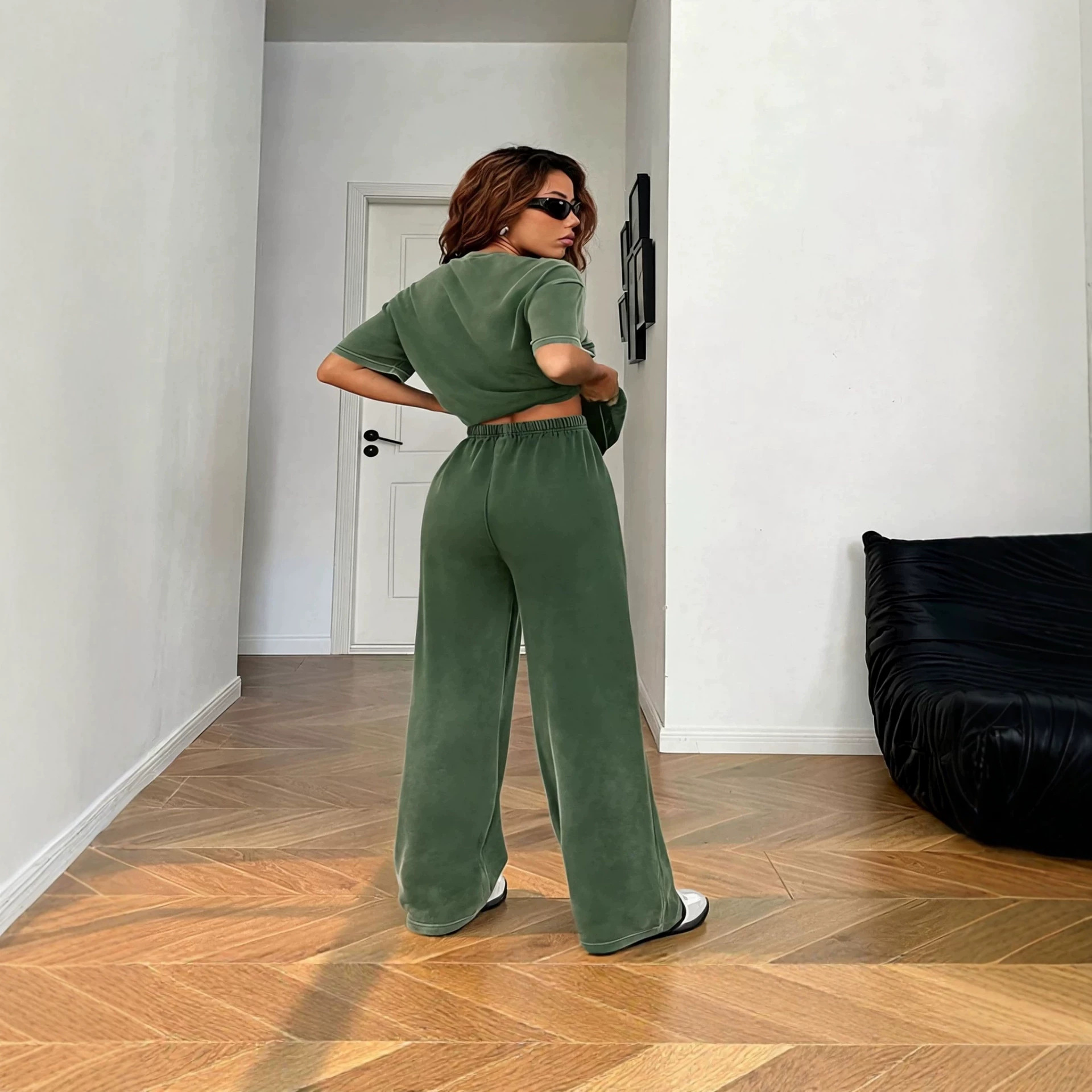Women's Distressed Short Sleeve T-Shirt and Pants Two-Piece Set Casual