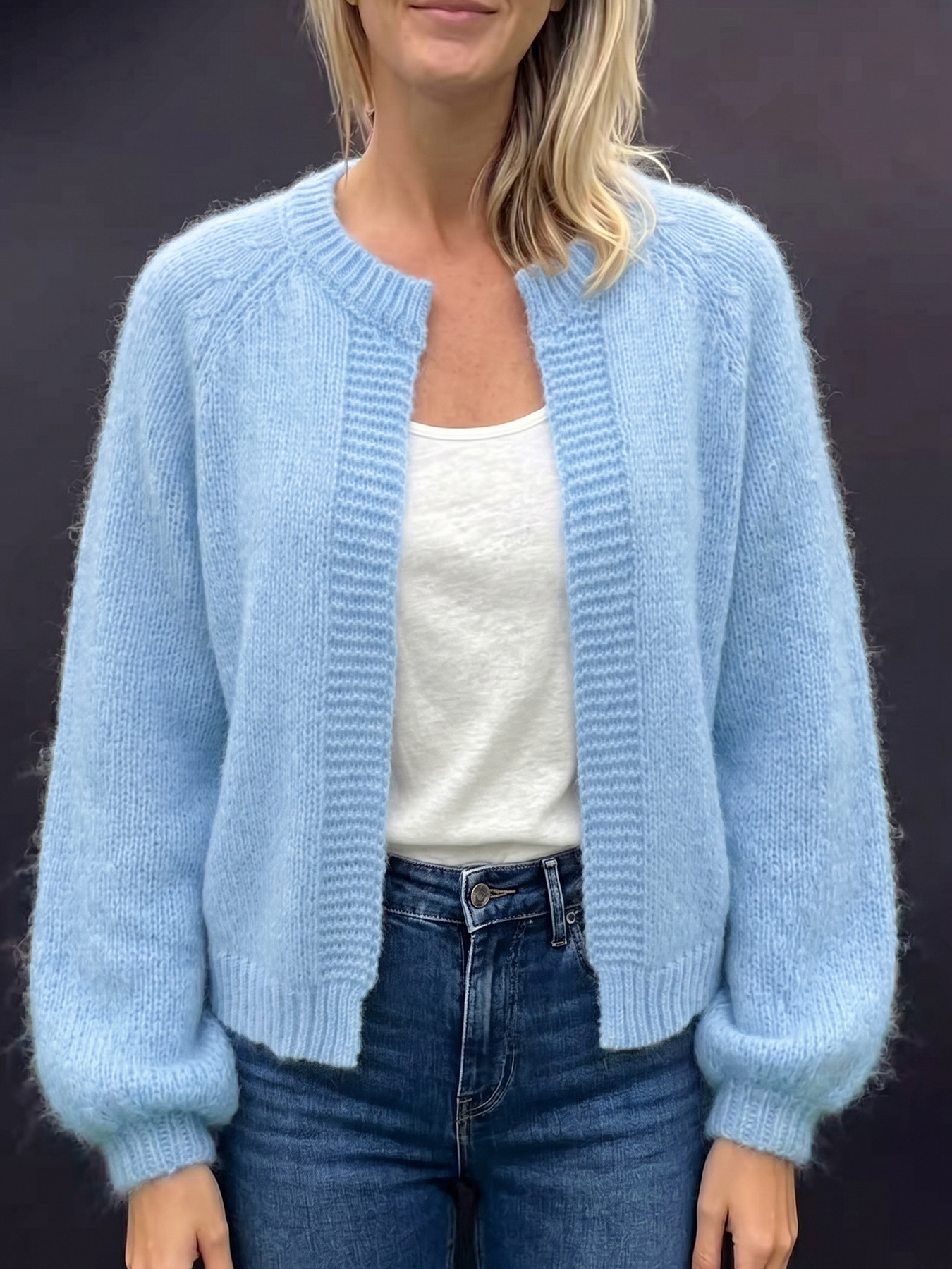 Women's Chunky Knit Cardigan with Lantern Sleeves and Ribbed Trim