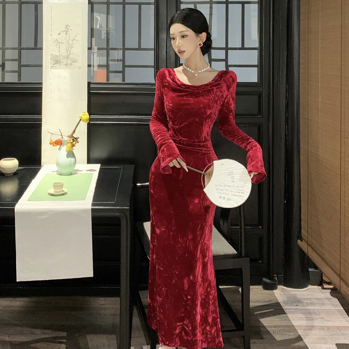 Elegant Cowl Neck Mermaid Dress Slim Fit Red Bodycon Party Gown