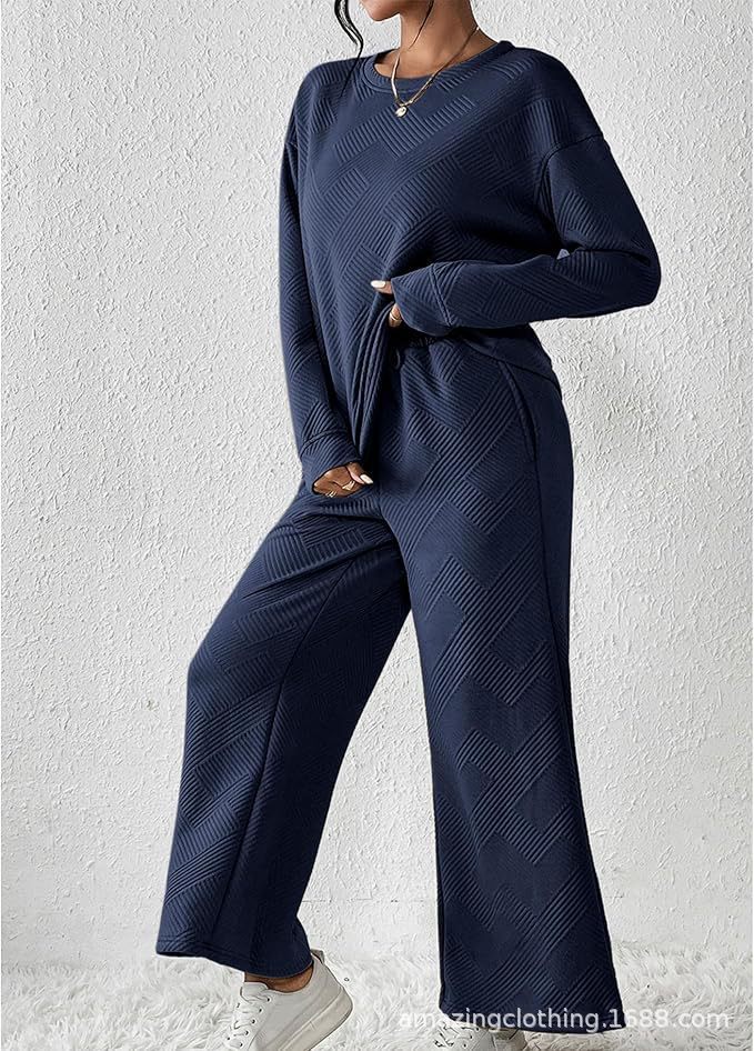 Women's Textured Two-Piece Sweatsuit Set Long Sleeve Crewneck Top and Cropped Pants