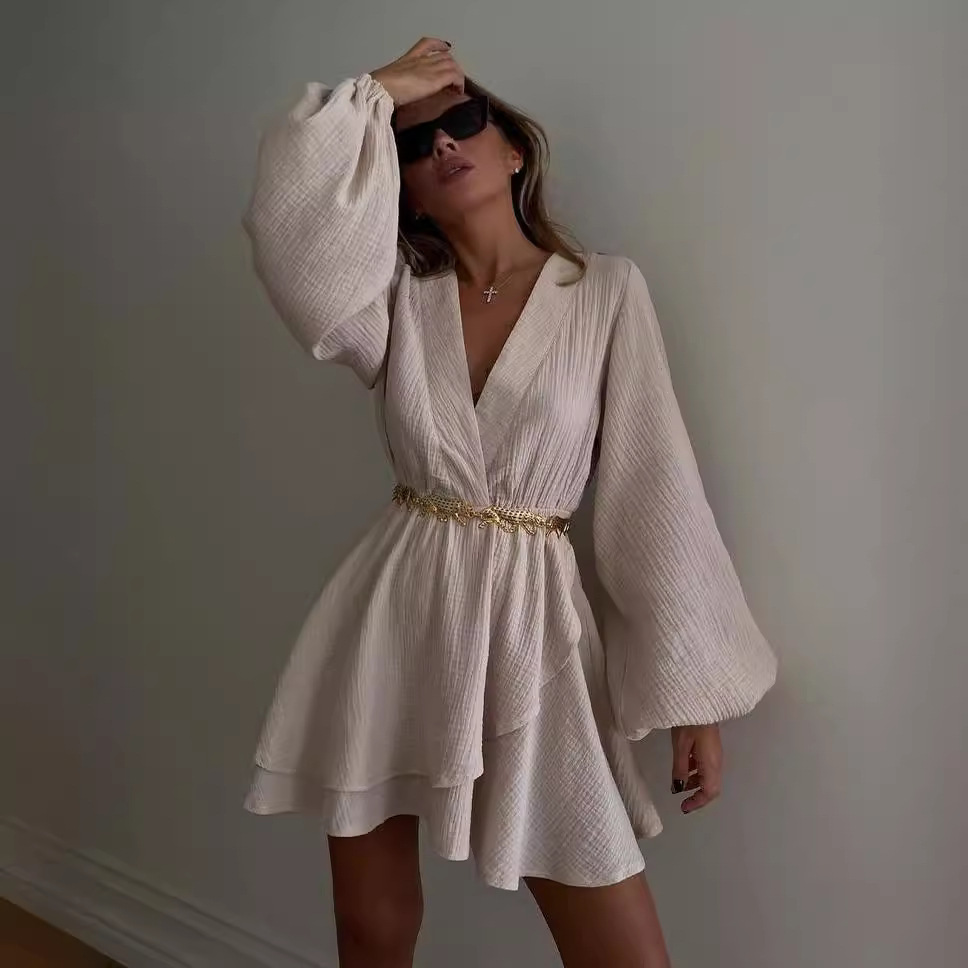 Women's Solid Color V-Neck Long Sleeve Cinched Waist Short Dress