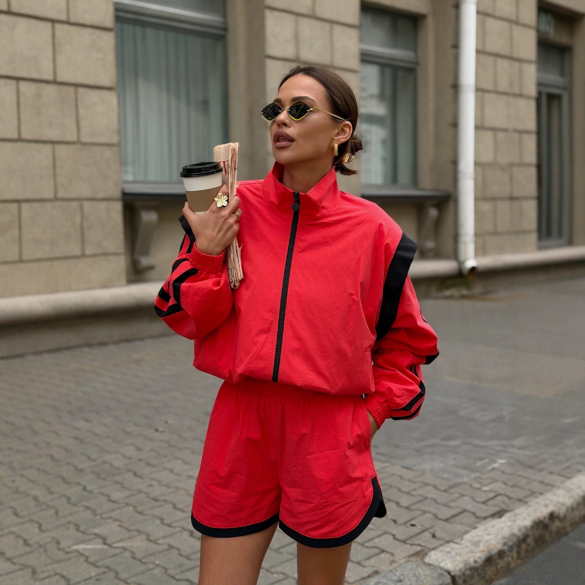 Color-Block Striped Cropped Sun Protection Set with Zip Stand Collar Jacket and Elastic Waist Shorts