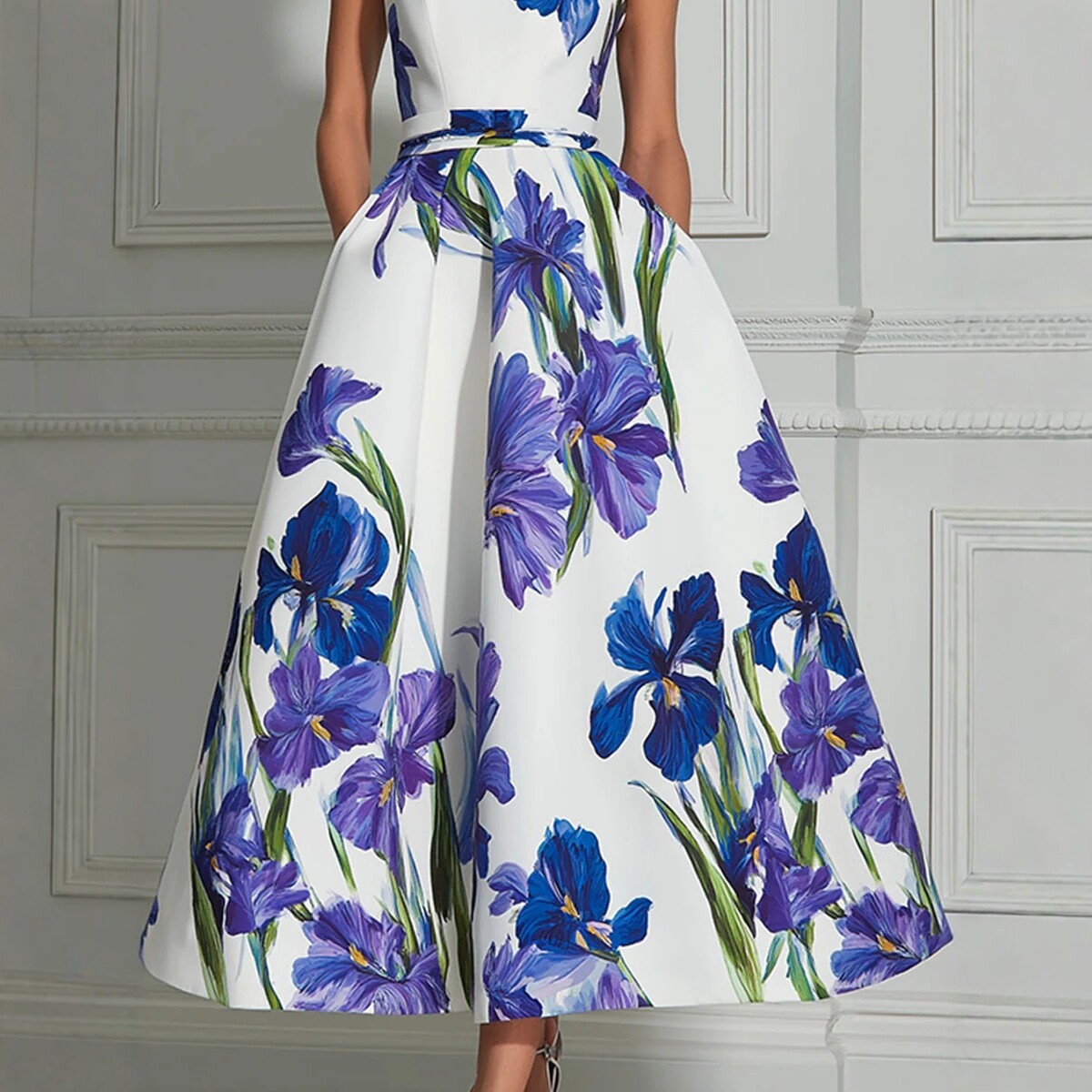 Blue and White Porcelain Print Crew Neck Long Dress