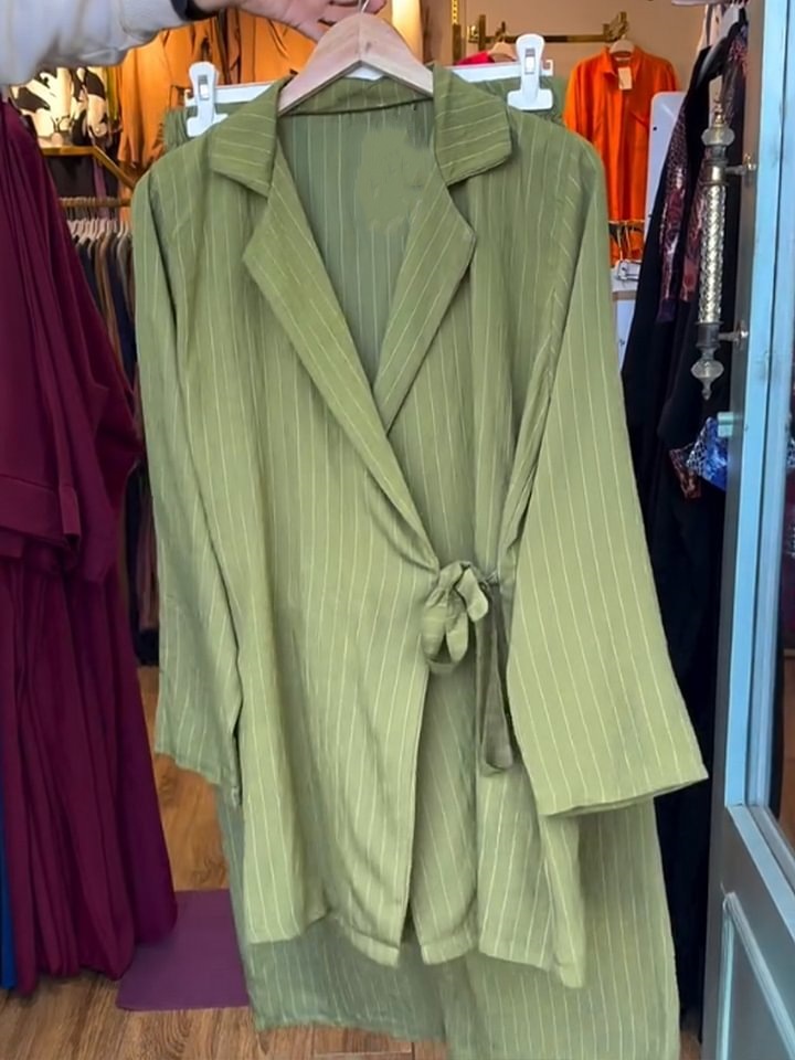 Women's Striped Two-Piece Blazer and Pants Set Casual Loose Fit