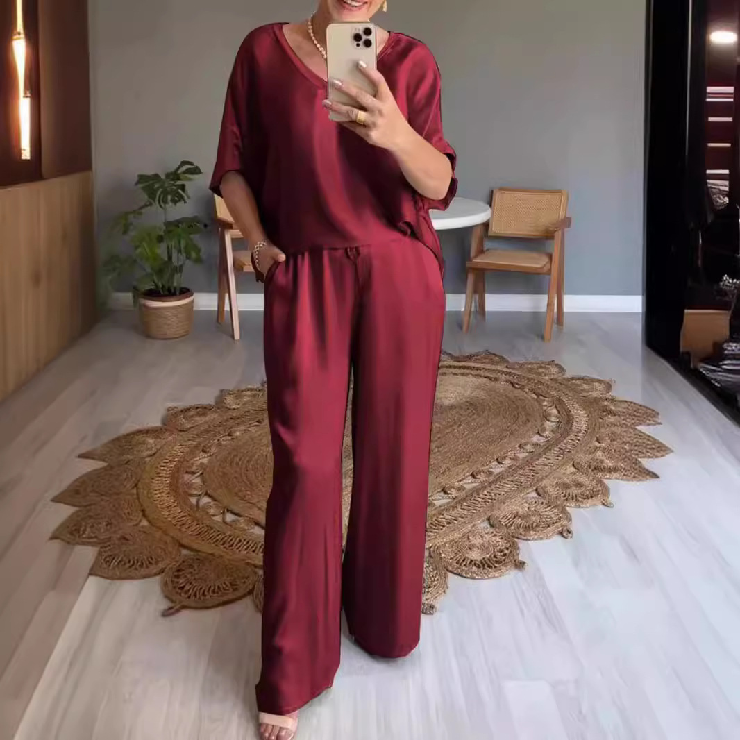 Women's Solid Mercerized V-Neck Two-Piece Pant Set
