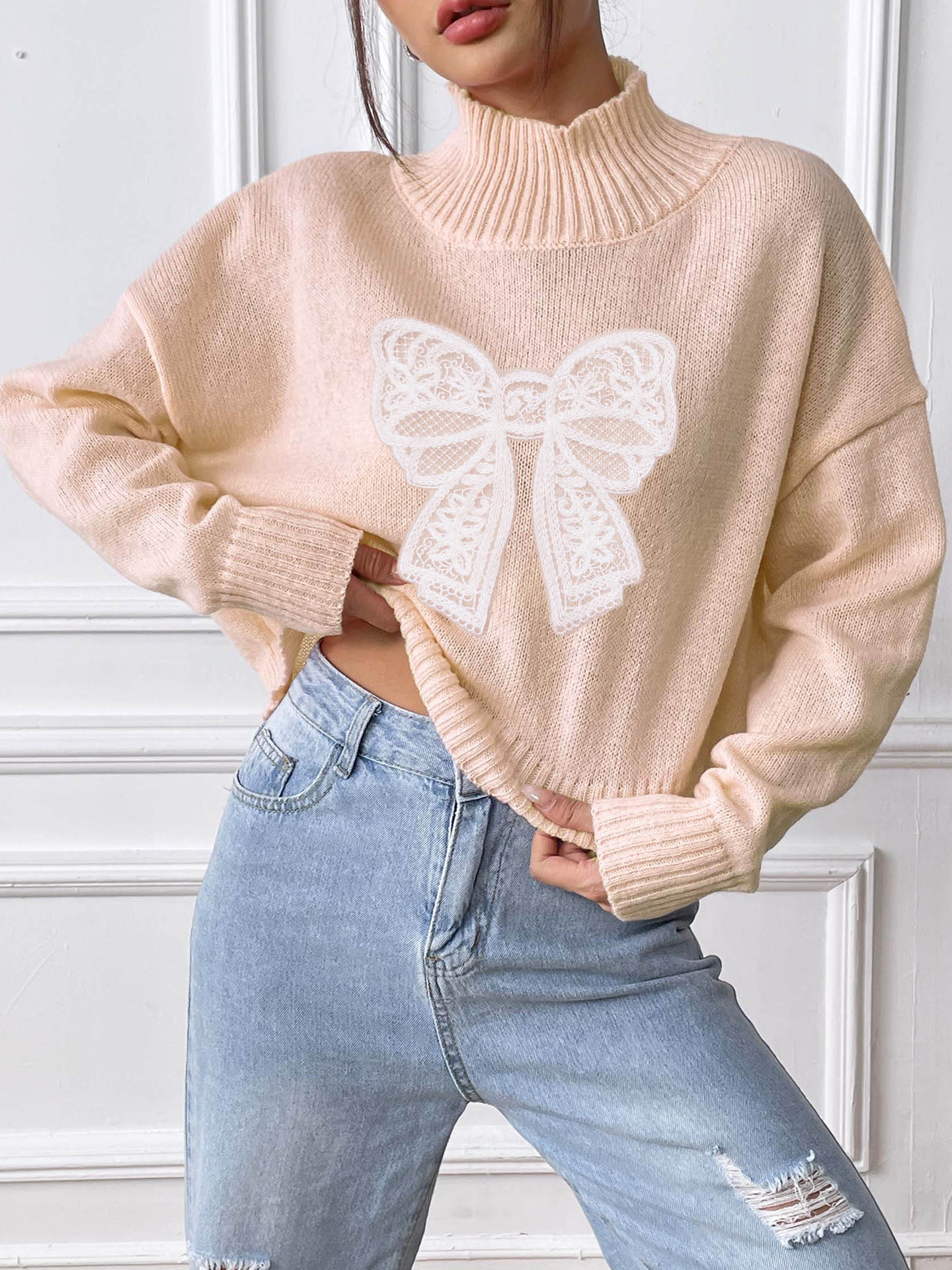 Bow Embroidered High Neck Pullover Sweater Applique Patchwork Short Top