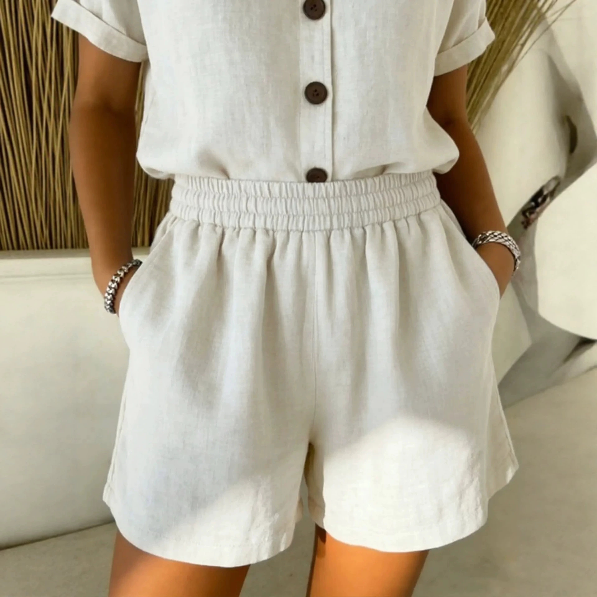Women's Solid Color Cotton-Linen Casual Shorts with Pockets